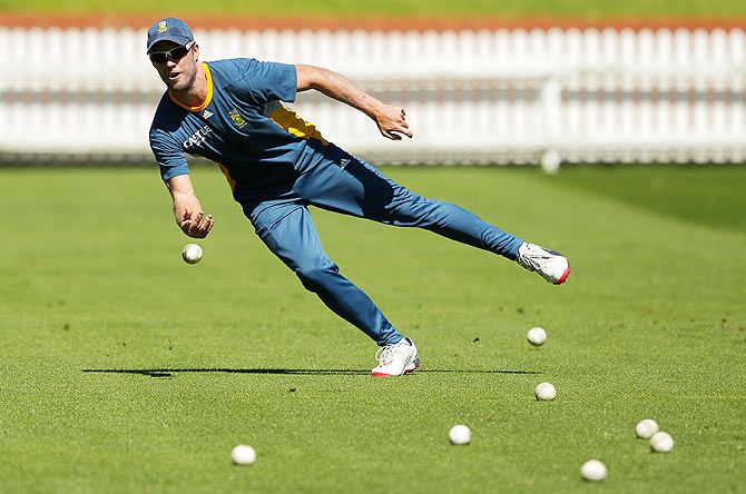 South Africa captain AB de Villiers takes part in a fielding drill during a nets session at Basin Reserve in Wellington on Tuesday