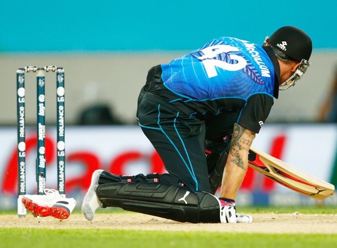 Brendon McCullum loses his shoe during his whirlwind knock. Photograph: Hannah Peters/Getty Images