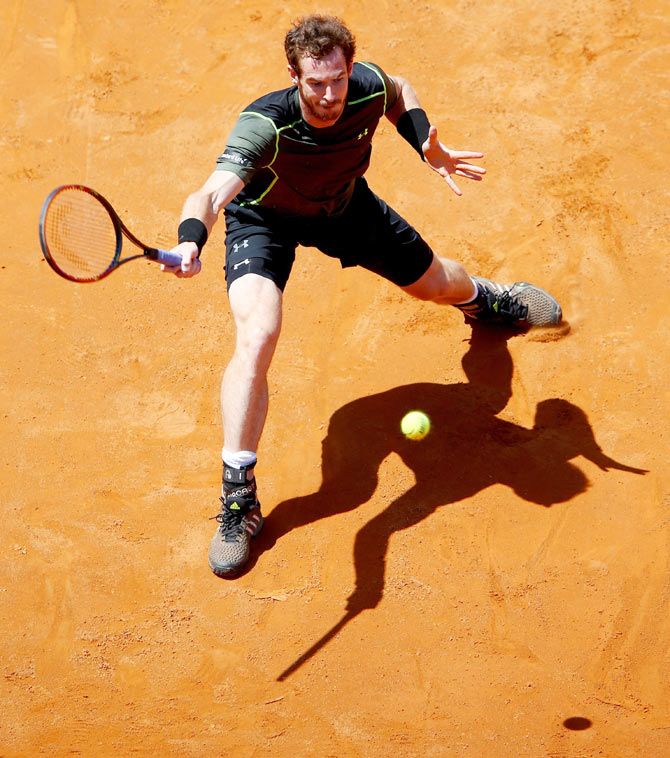 Andy Murray in action against Jeremy Chardy