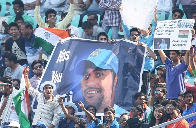 Fans show their support for MS Dhoni