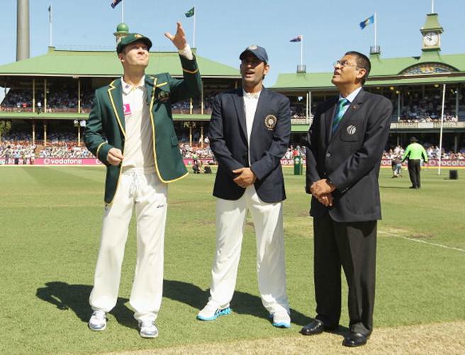 Michael Clarke and Mahendra Singh Dhoni at the toss 