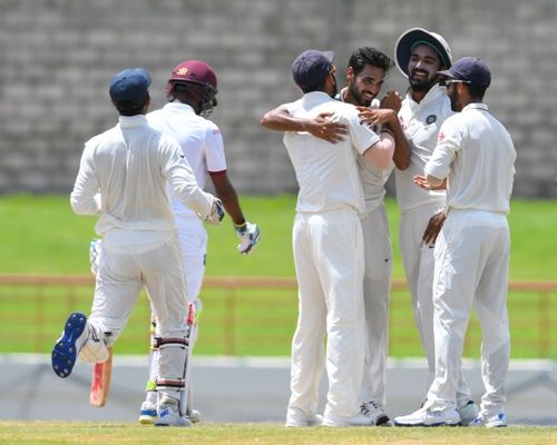  Indian players celebrate