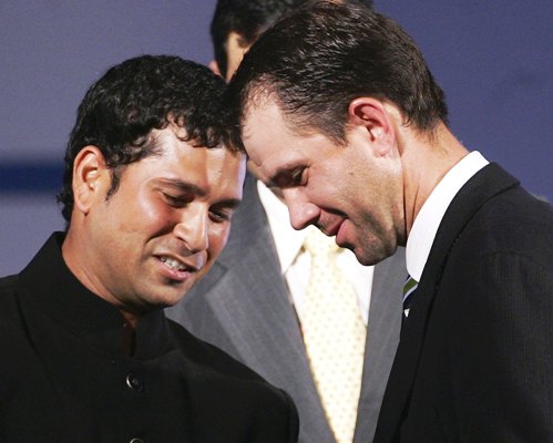 Ricky Ponting of Australia receives his ICC Player of the Year Award from Sachin Tendulkar 