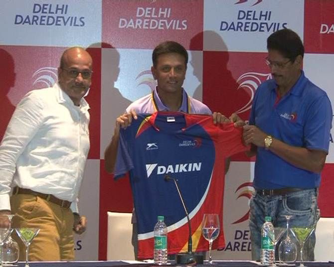 Rahul Dravid, centre, being unveiled as Delhi Daredevils mentor 