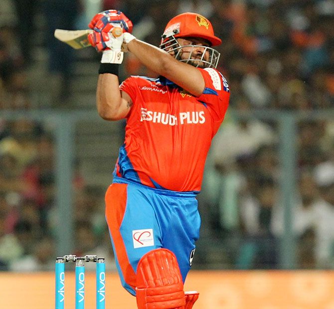 Gujarat Lions' captain Suresh Raina scored a brilliant 84 to help take his team past Kolkata Knight Riders' 187 and record only their second win this season of the IPL