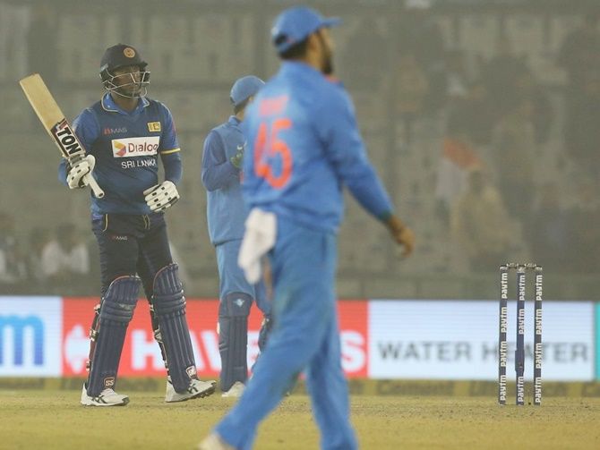 Angelo Mathews scored a century, in vain, in the 2nd ODI on Wednesday