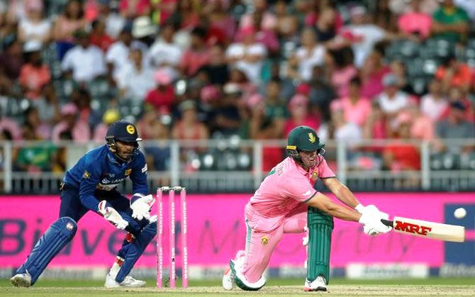 South Africa's AB de Villiers en route his match-winning half century against Sri Lanka on Saturday