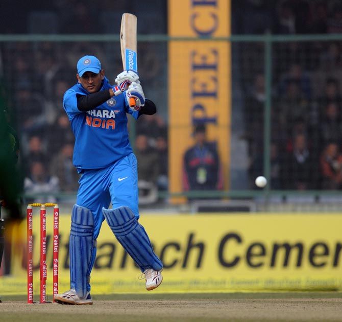 Mahendra Singh Dhoni is ideal for India at No 4 in the batting line-up