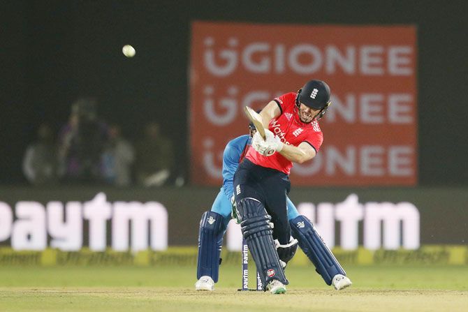 Eoin Morgan heaves the ball for a six during the 1st T20 on Thursday