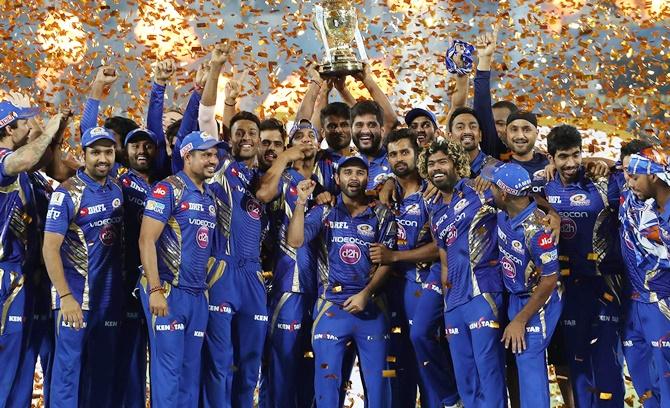 Twitter reacts after thrilling Mumbai Indians' win - Rediff.com Cricket