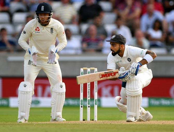 Captain Virat Kohli bats on Day 3