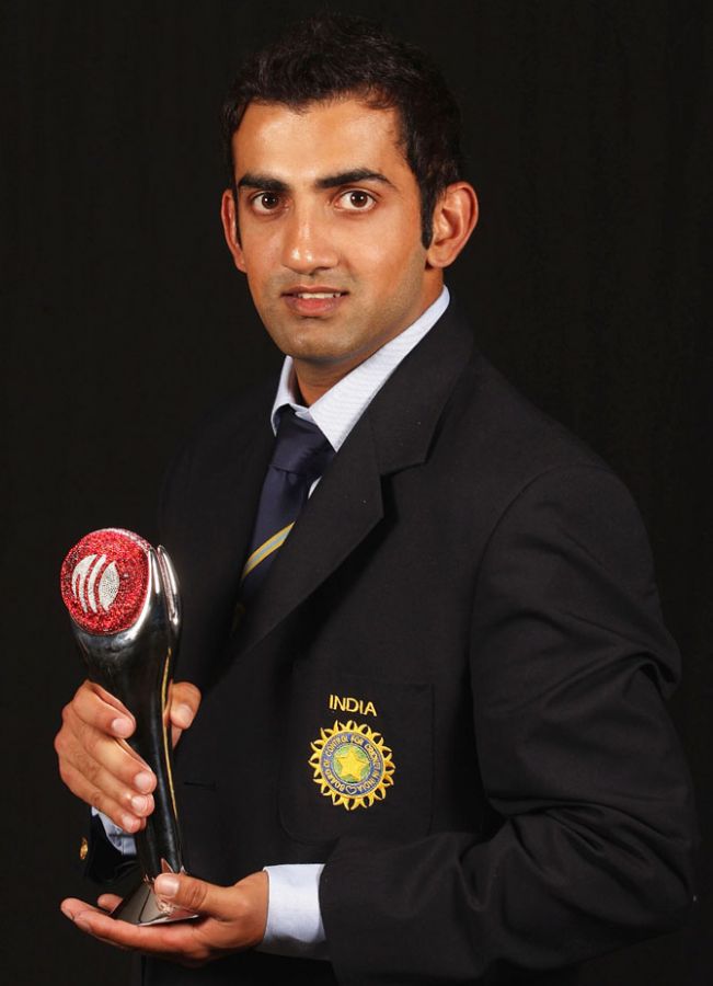 Gautam Gambhir with the ICC Test Player of the Year Award in 2009