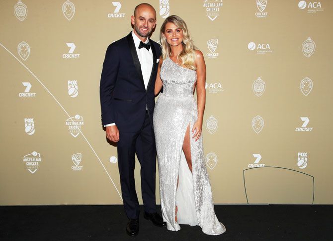 Nathan Lyon and Emma McCarthy attend the 2019 Australian Cricket Awards. Lyon was named Male Test cricketer of the Year