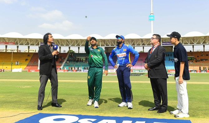 The toss being held for the 2nd ODI between Pakistan and Sri Lanka in Karachi on Monday