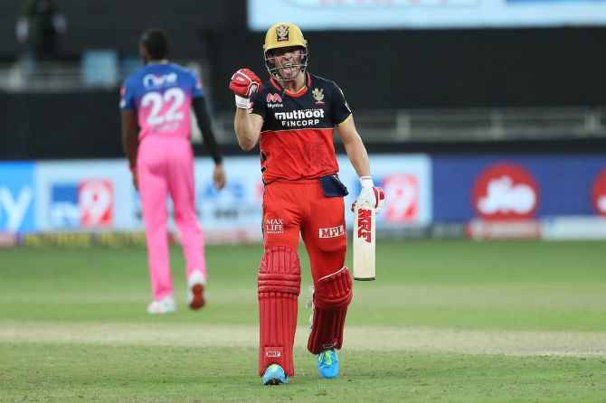 AB de Villiers celebrates after guiding Royal Challengers Bangalore to victory over Rajasthan Royals