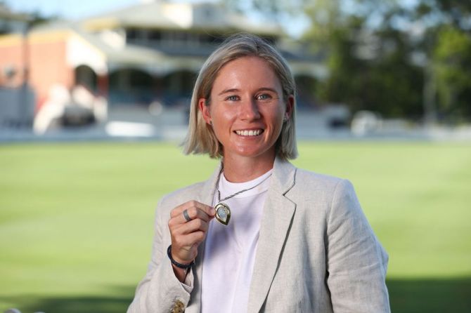 Beth Mooney poses after winning the Belinda Clark Award during the Cricket Australia Awards at the National Cricket Centre in Brisbane on Saturday
