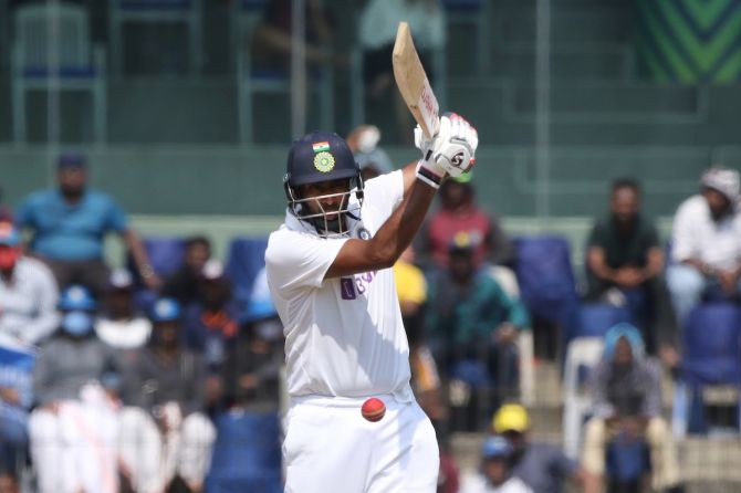 Ravichandran Ashwin bats on Day 3 of the second Test against England