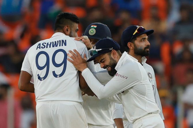 Ravichandran Ashwin and skipper Virat Kohli enjoy a light moment during the third Test against England 