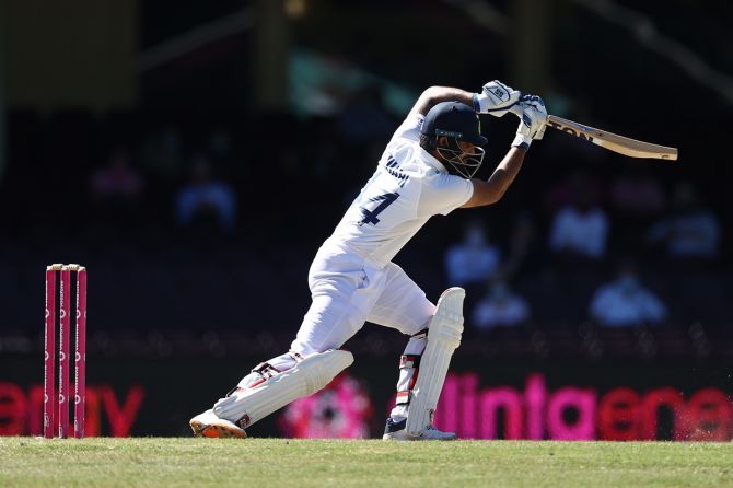 Hanuma Vihari of India bats during day five of the 3rd Test against Australia