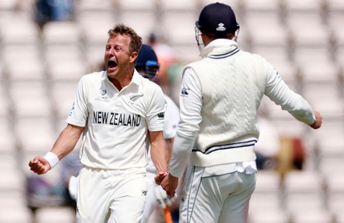  New Zealand pacer Neil Wagner celebrates after taking the wicket of Ravindra Jadeja
