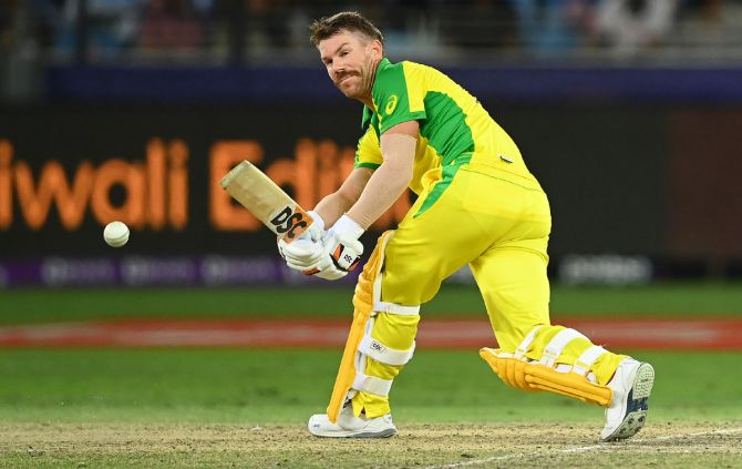 Opener David Warner scored 53 off 38 balls, including 4 fours and 3 sixes, to pave the way for Australia's easy chase.