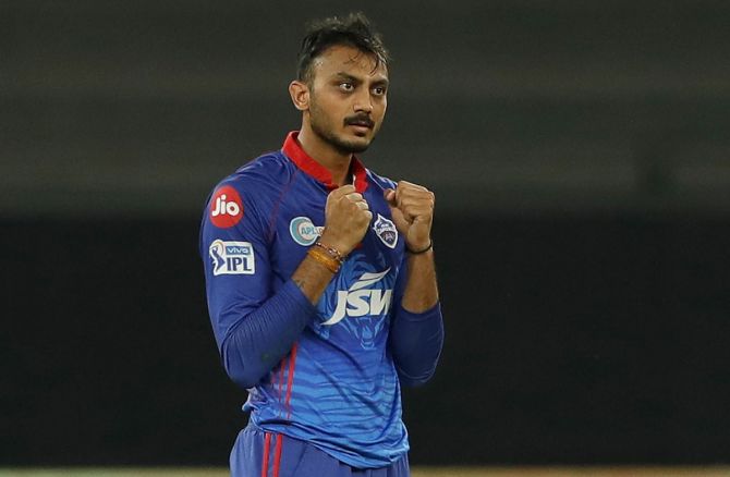 Axar Patel reacts after dismissing Moeen Ali.