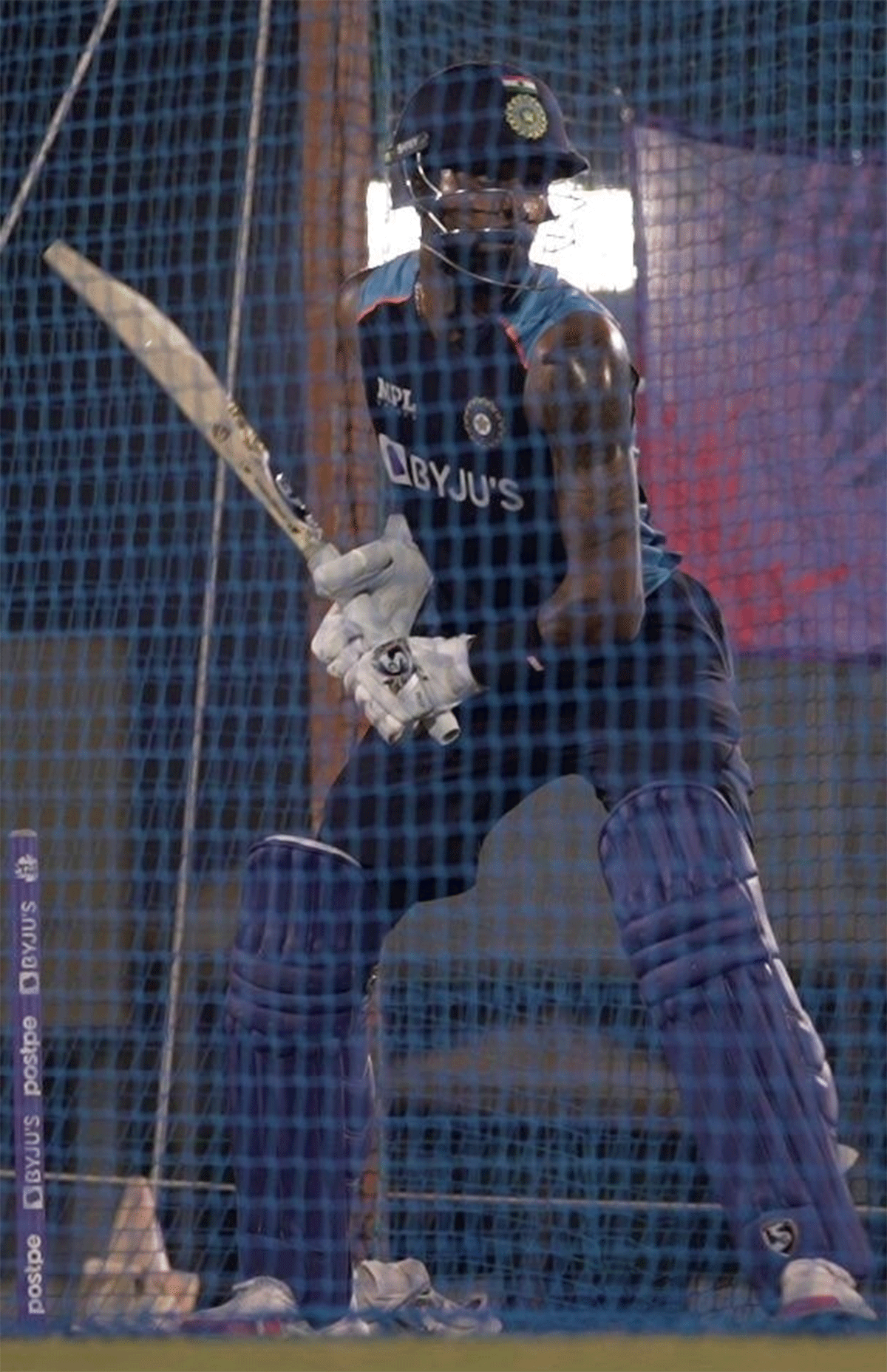 Hardik Pandya bats in the nets