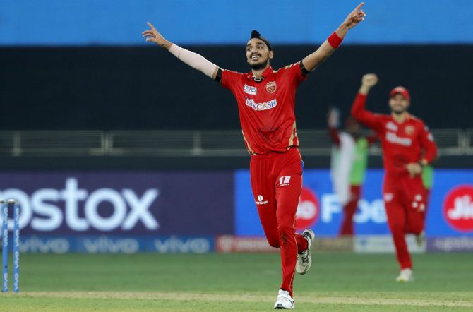 Arshdeep Singh celebrates the wicket of Chetan Sakariya