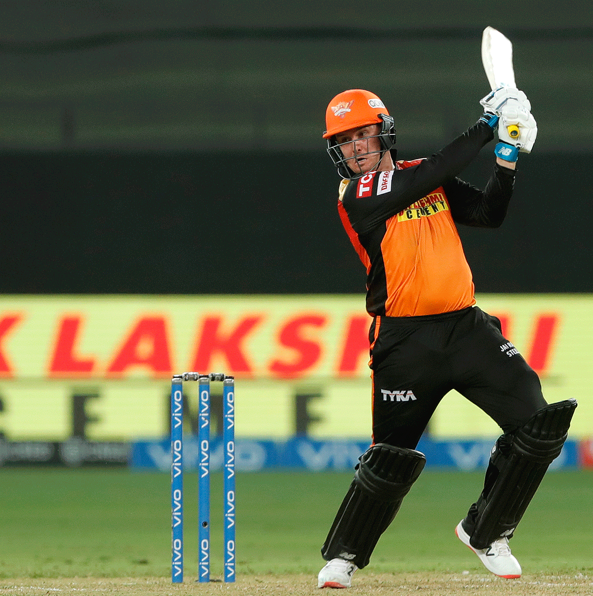Debutant Jason Roy scored a quickfire 60 off 42 balls to set the ball rolling for the SunRisers