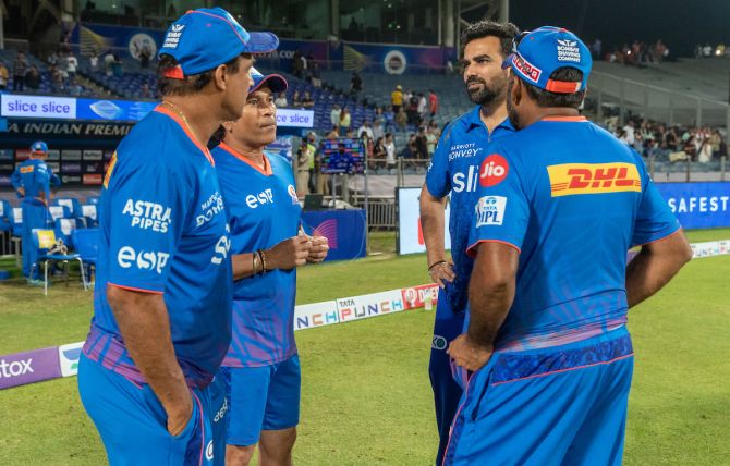 Mumbai Indians' Icon player Sachin Tendulkar,  Zaheer Khan, Director of Cricket Operations; Mahela Jayawardene, Head Coach  and Robin Singh in discussion after the Indian Premier League match against Royal Challengers Bangalore, at the MCA Stadium in Pune, on Saturday.