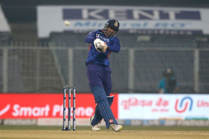 Venkatesh Iyer hit 4 fours and 2 sixes during an entertaining 35 off 19 balls.