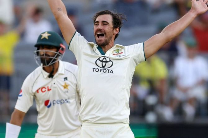 Mitchell Starc appeals for a caught behind to take out in form Pakistan captain Shan Masood