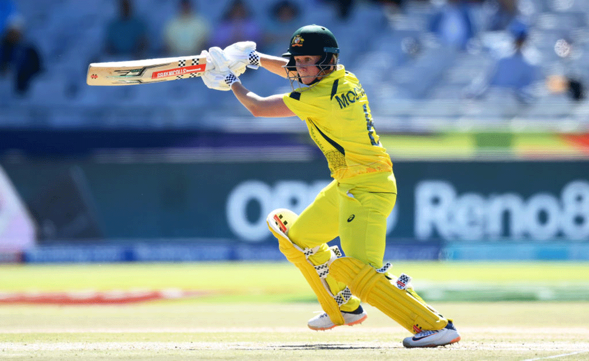 Australia's Beth Mooney hammered a 37-ball 54 at the top of the order