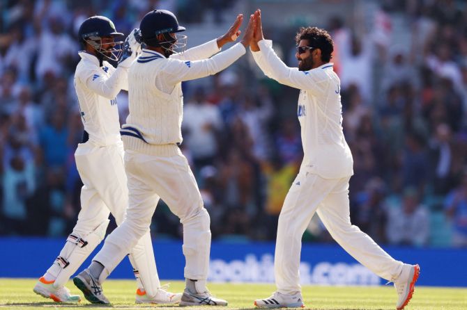 Ravindra Jadeja picked two wickets, dismissing Steve Smith and Travis Head on Day 3