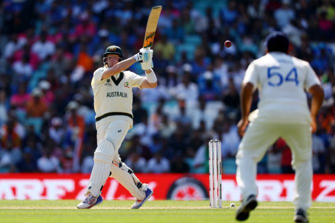 Steve Smith had scored three boundaries before being dismissed by Jadeja for 34