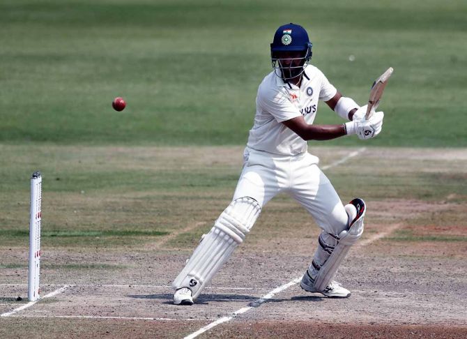 Cheteshwar Pujara batted stoically to stay at the crease until tea
