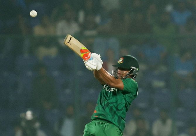 Shakib al Hasan scored 15 off 7 balls at the end to steer Bangladesh to victory over Sri Lanka in the World Cup match in Delhi on Monday.