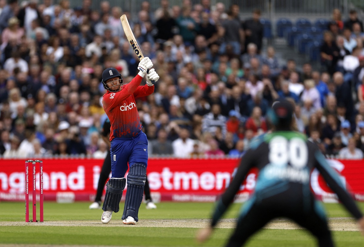 Jonny Bairstow scored an unbeaten 86 off 60 balls as England put up 198 for 4 wickets.