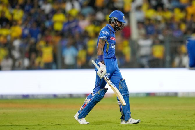 Hardik Pandya was out for just 2