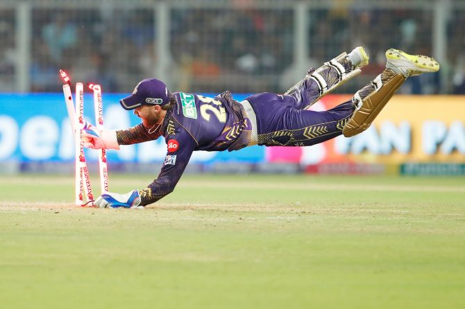 Phil Salt breaks the stumps to run-out Lockie Ferguson off the last delivery of the match and give KKR victory.