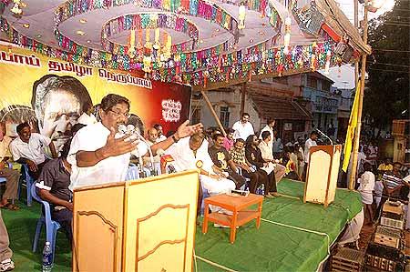 Bharathiraja delivers a fiery speech