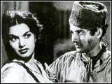 Shakila and Guru Dutt in CID