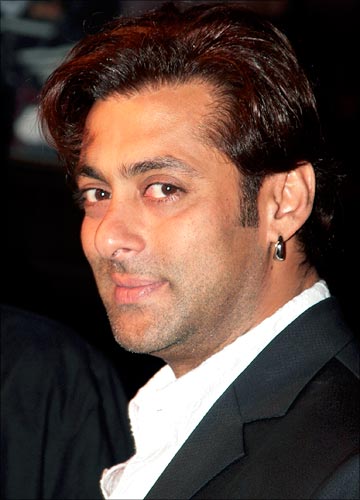 Salman Khan's starsign is capricorn -- he should wear a dark blue sapphire