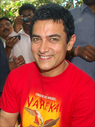 Wearing an opal brings harmony, peace and happiness to Pisceans like Aamir Khan