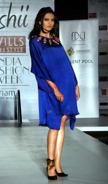 Ashima Singh label Ashii Fashion Show at LIFW 2009
