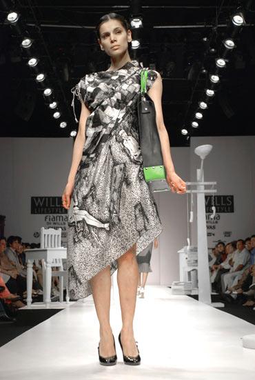 Nitil Bal Chauhan Fashion Show at LIFW 2009