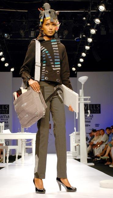 Nitil Bal Chauhan Fashion Show at LIFW 2009