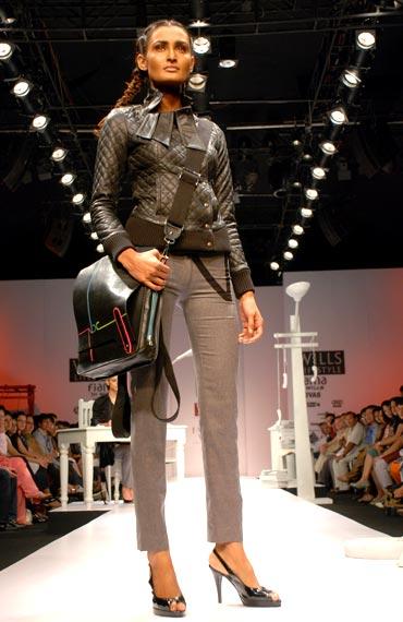 Nitil Bal Chauhan Fashion Show at LIFW 2009