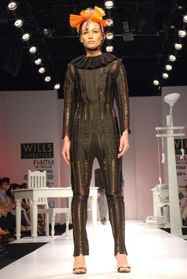 Nitil Bal Chauhan Fashion Show at LIFW 2009