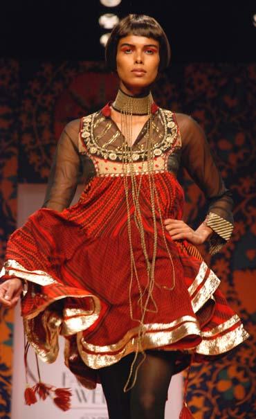Ritu Kumar Fashion Show at LIFW 2009
